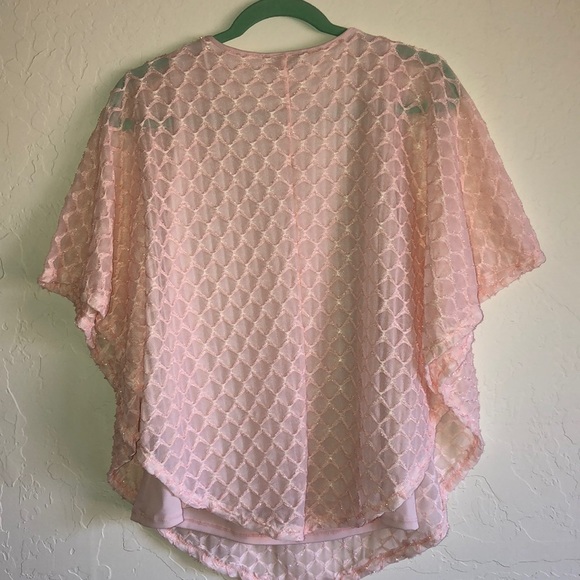 Women’s short sleeve top - Picture 2 of 4